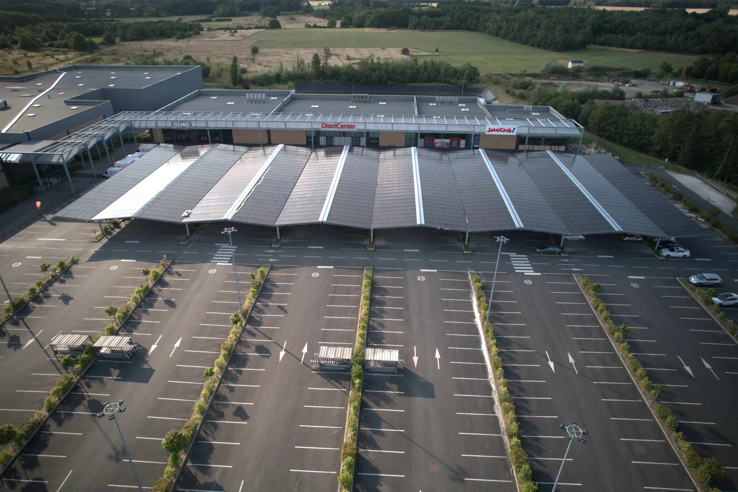 Ombrières solaires Developp'Sun Leclerc Romorantin-Lanthenay