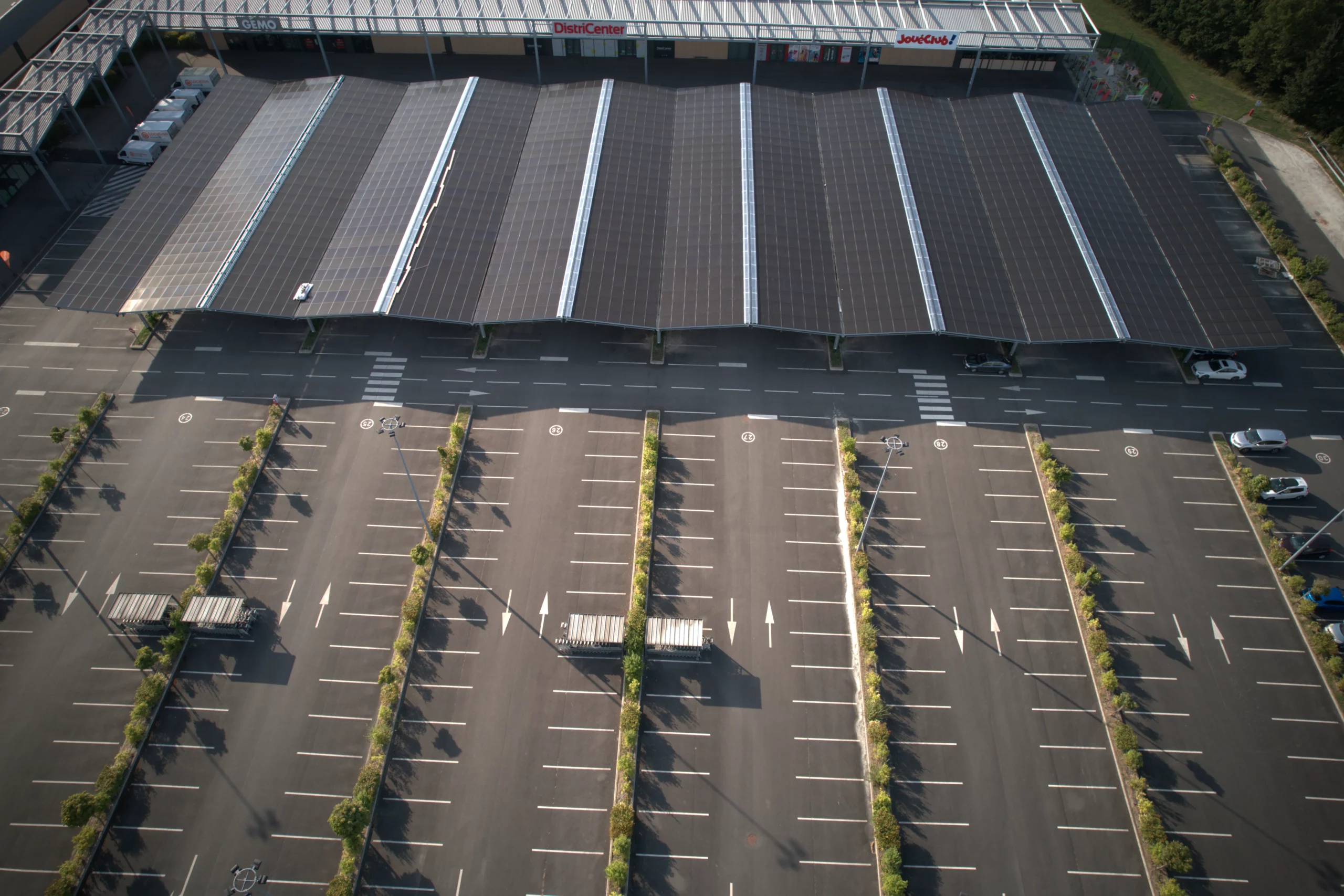 Ombrières solaires Developp'Sun Leclerc Romorantin-Lanthenay